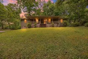 2553 Oak Shadows Drive, Chattanooga, TN